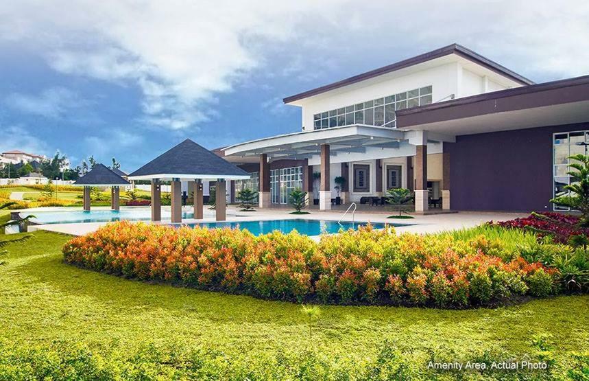 Cozy Staycation Tagaytay At Wind Residences Tagaytay City Kültér fotó